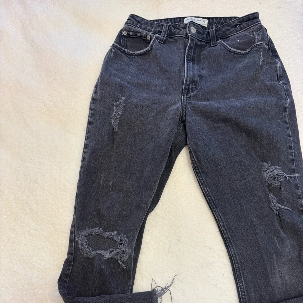 Abercrombie “The Mom” Curve Love High Rise - 26/2